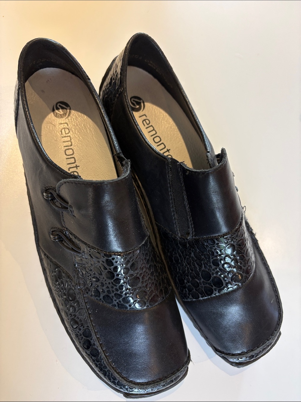 Remonte Black Leather Slip-On Comfort Loafers
